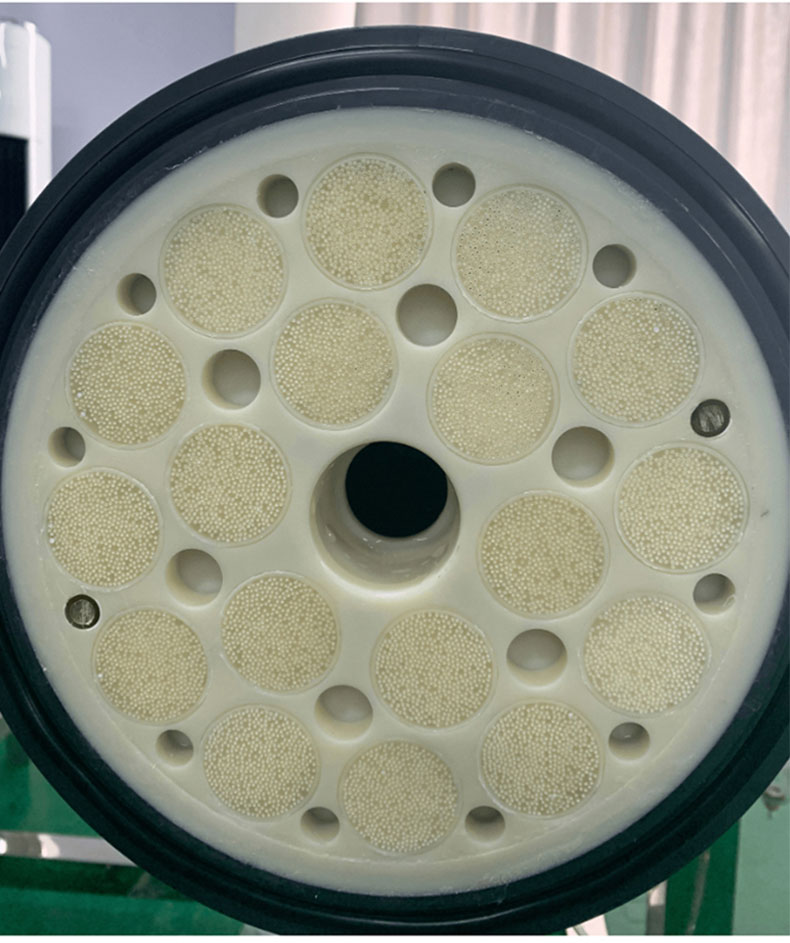 簾式超濾膜比卷式超濾膜貴嗎？